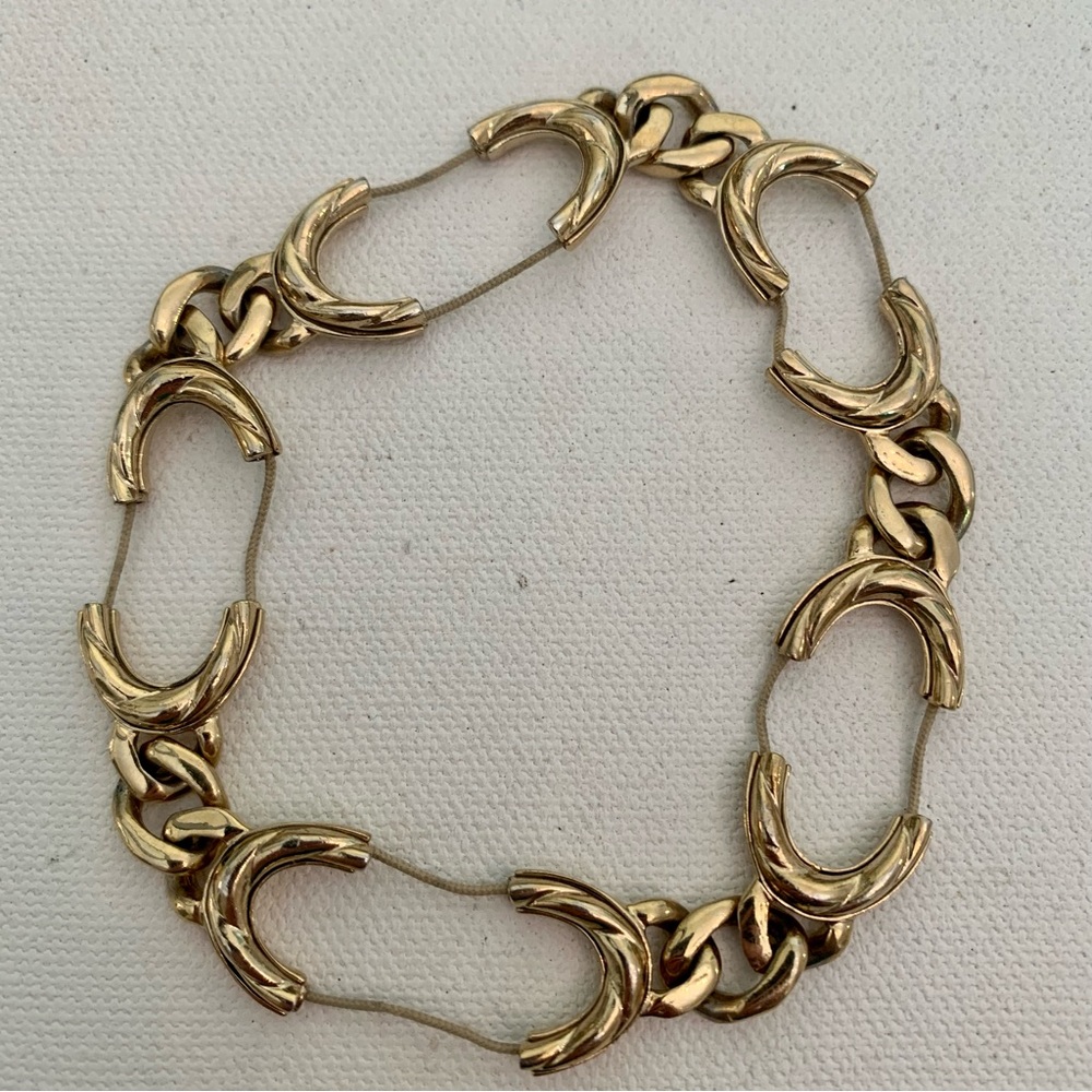 MONET Women's Gold Tone Horseshoe Stretch Link Chain Bracelet Needs Repair VTG - Picture 6 of 10